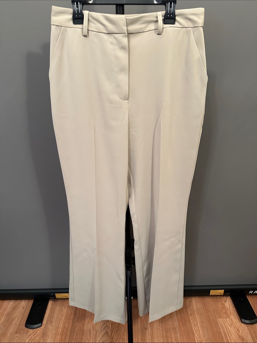 Primark Women's Straight-Leg Dress Pants in Light Cream